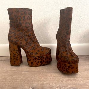 Jeffrey Campbell Widow NBF Cheetah Platform Boots